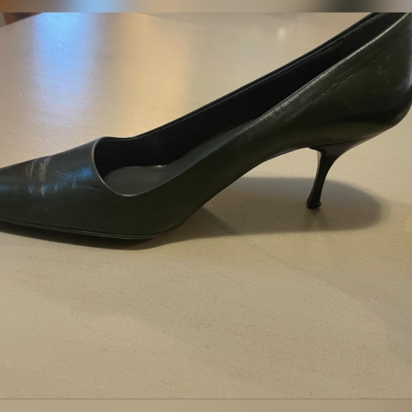 Prada forest green leather pointed toe heels size 38 vintage - Picture 3 of 5